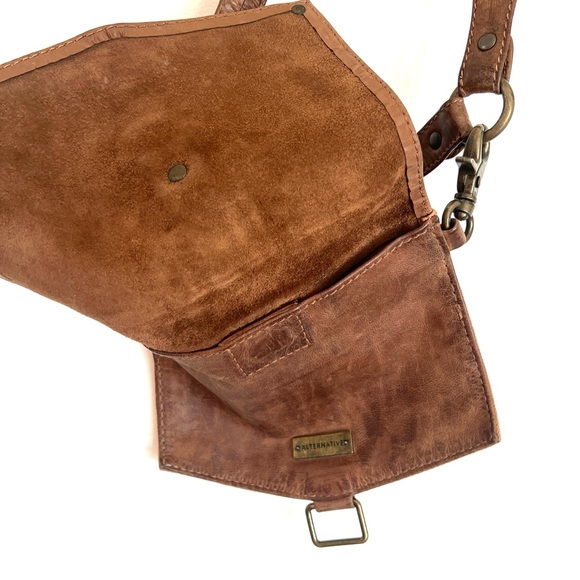 ALTERNATIVE Brown Leather/Suede Crossbody Bag - Picture 7 of 7